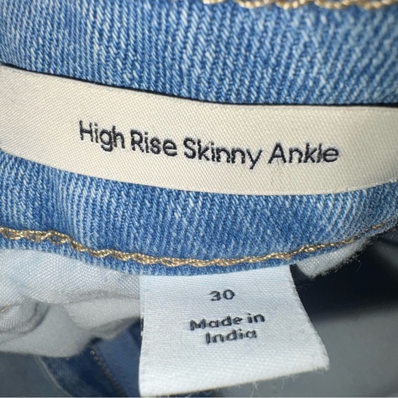 Calvin Klein High-Rise Skinny Ankle - Light Blue Jeans - Picture 4 of 10